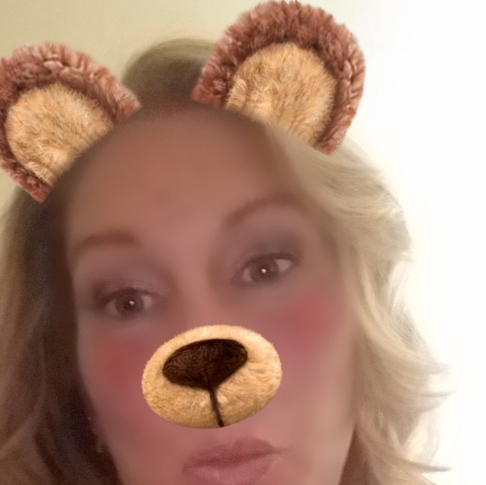 Meet your Posher, Renee